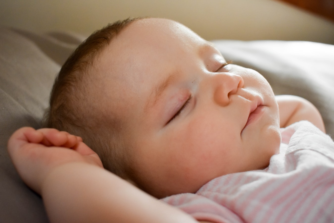 Importância das rotinas no sono noturno do bebé